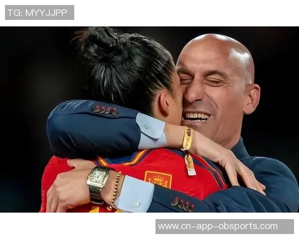 意天空报道苏莱与埃尔莫索恢复合练皮西利和利昂贝利因流感缺席训练