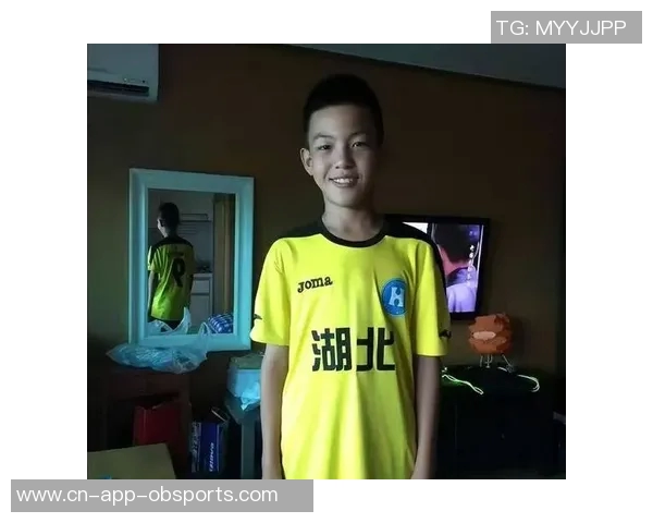 王博豪:襄阳普通工人家庭出身的小学联赛冠军成长故事 王博豪:襄阳普通工人家庭出身的小学联赛冠军成长故事