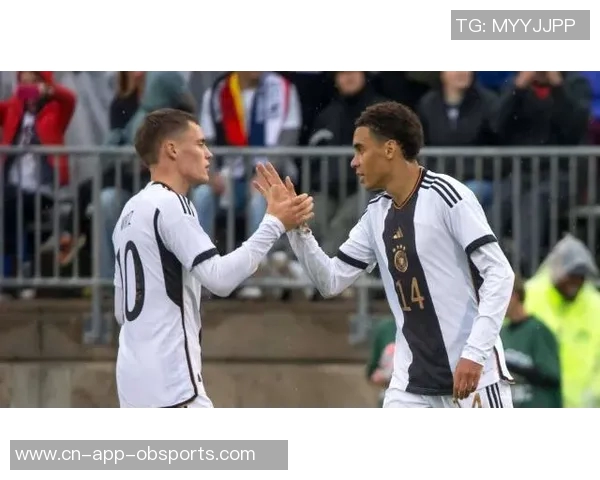 拜仁门将佩雷茨正式租借加盟南安普顿至本赛季结束 拜仁门将佩雷茨正式租借加盟南安普顿至本赛季结束